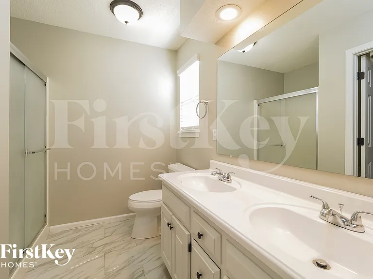 15049 W 145th St — Photo 10