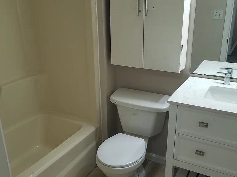 5116 Northridge Rd S — Photo 10