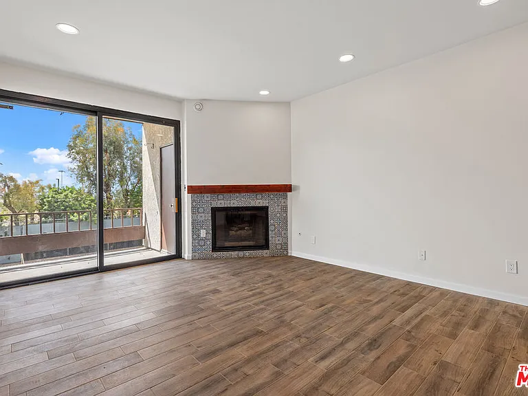 8707 Falmouth Ave #221 — Photo 4