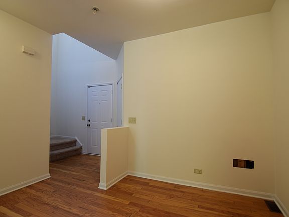 3rd image of 8005 Sierra Woods Ln