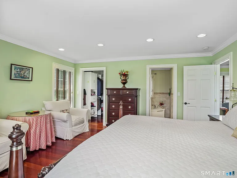 56 Barholm Ave — Photo 13