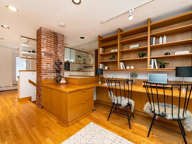 72 Fairmont St #2 — Photo 11
