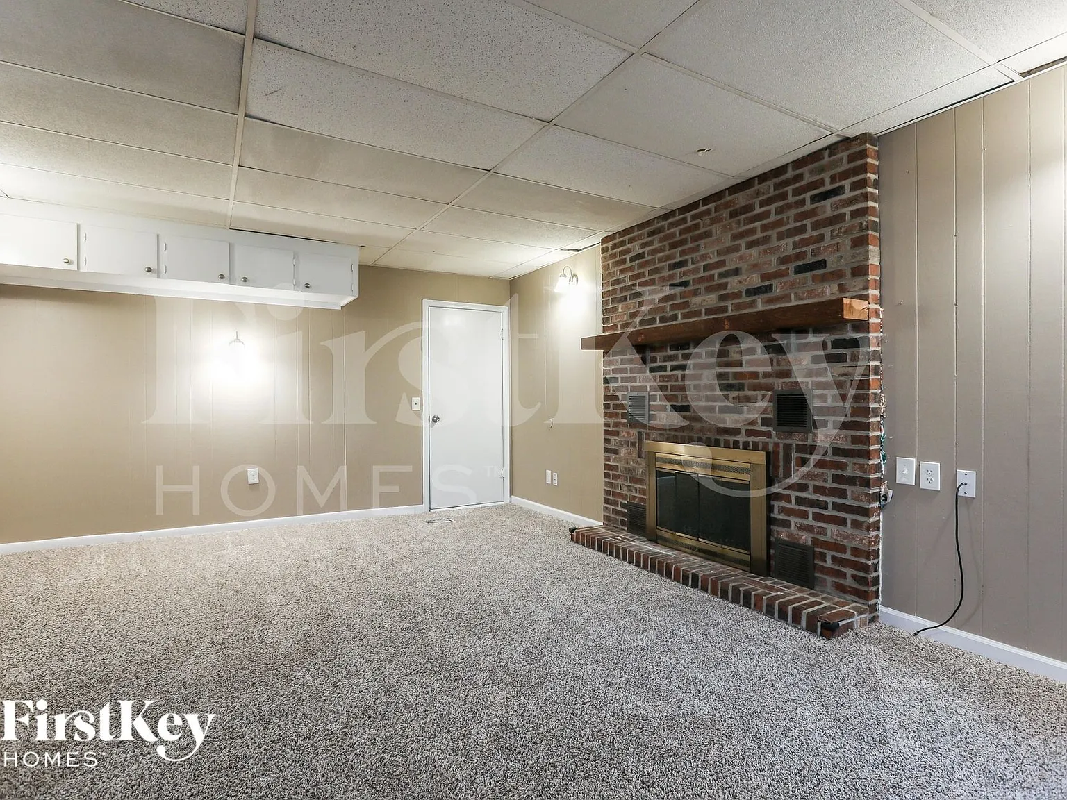 3 bed, 1.0 bath, 1416 sqft, $1,210 — Photo 3