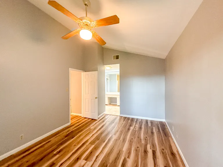 7 Chapel Hill Cir #7 — Photo 22