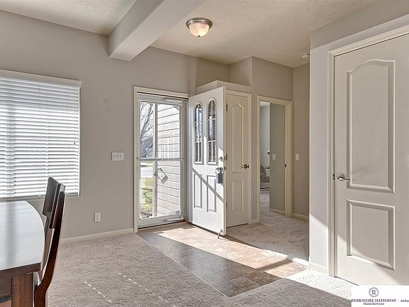 3rd image of 16208 Larimore Cir
