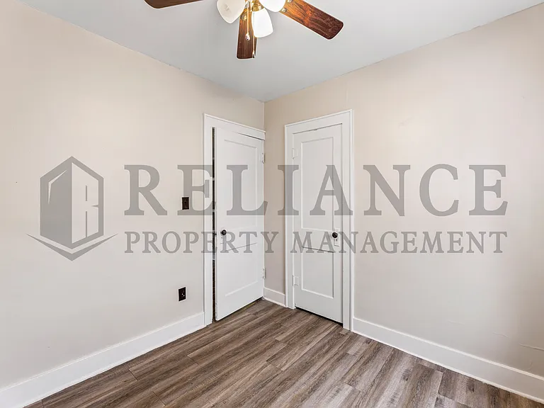 2719 W Douglas Ave — Photo 21