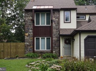 109 Hilltop Ct, Langhorne, PA 19047