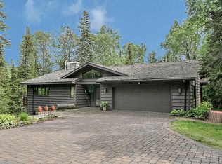 2127 Old North Shore Rd, Duluth, MN 55804