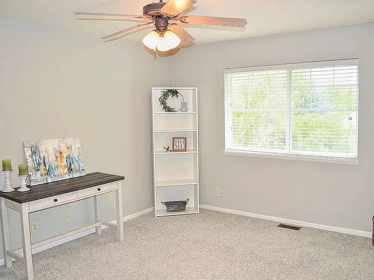8900 Sicily Ln — Photo 25