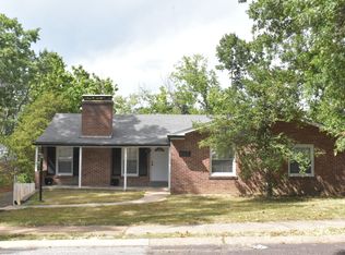 643 Tarrymore Ln, Saint Louis, MO 63122
