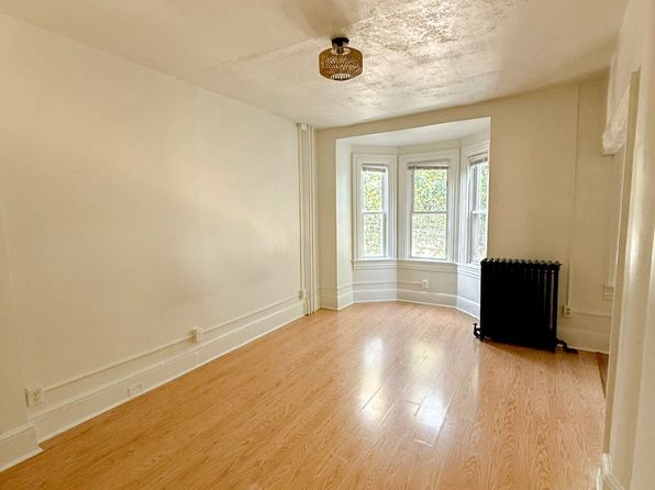 652 Columbia Ave UNIT 1