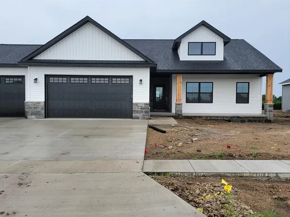 1316 Hillcrest Dr, Chillicothe, IL 61523