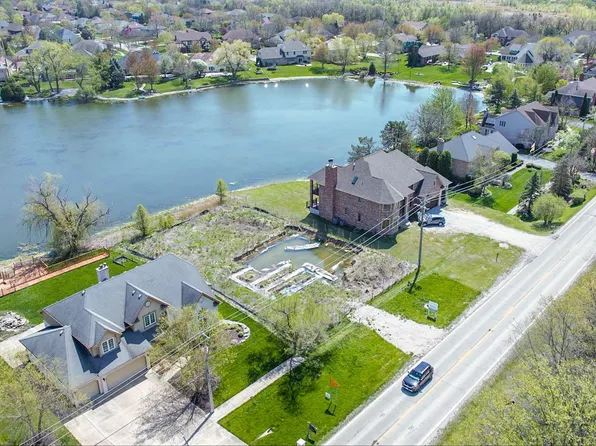 12551 S 104th Ave, Palos Park, IL 60464