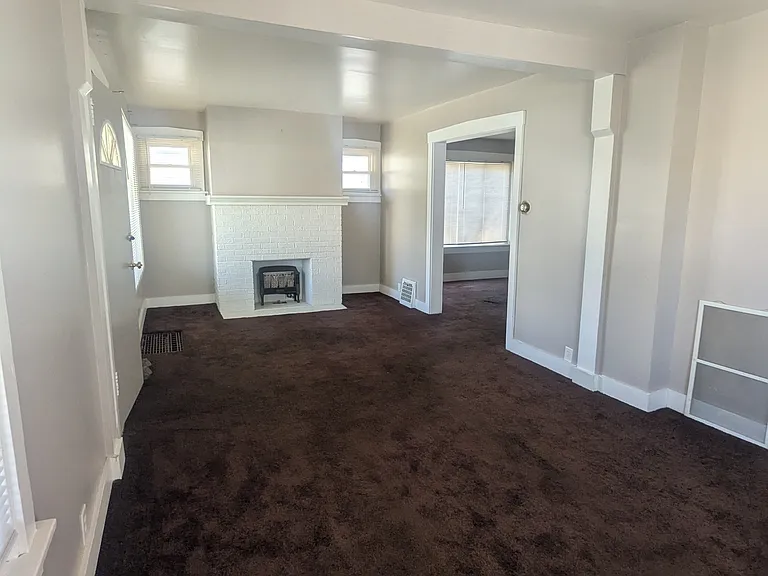 994 Peerless Ave — Photo 11