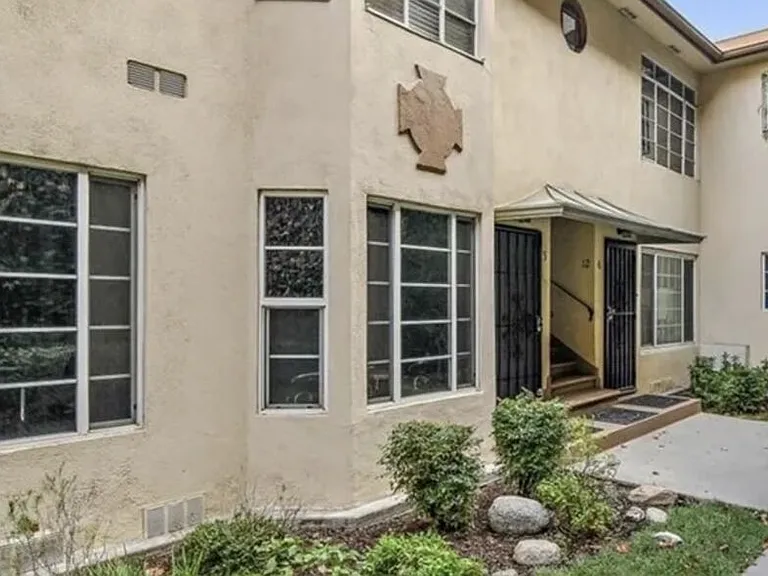 50 Elm Ave #5 — Photo 1