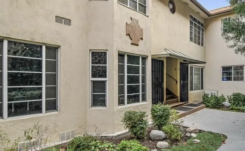 50 Elm Ave #5