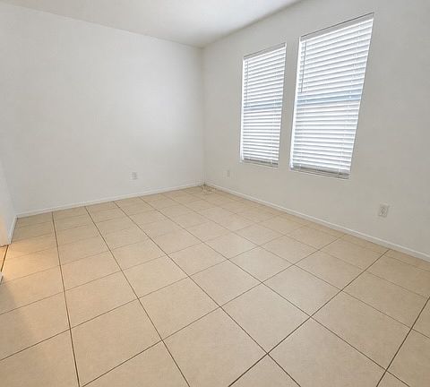 4th image of 5354 E Lake Mead Blvd APT B