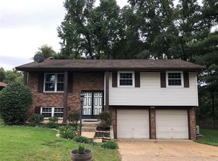 204 Sandra Dr, Belleville, IL 62223