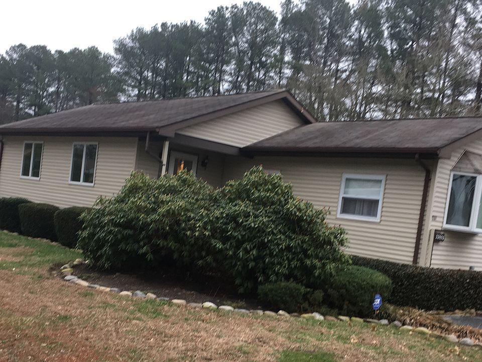 1st image of 23803 Evergreen Ln