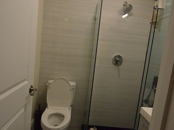 5th image of 75 Westland Ave #010