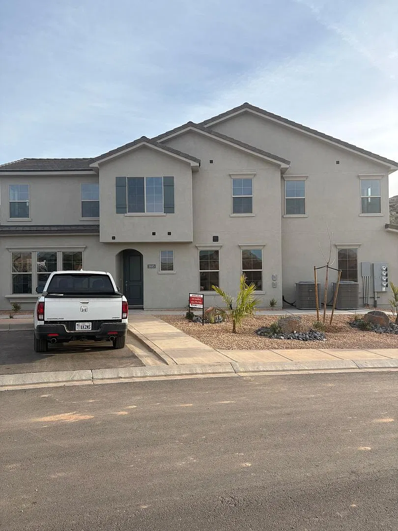 Ivory Homes Townhome — Photo 1