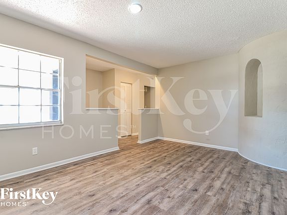 5th image of 7525 Armand Cir