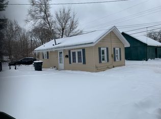 1003 1/2 Clover St, South Bend, IN 46615