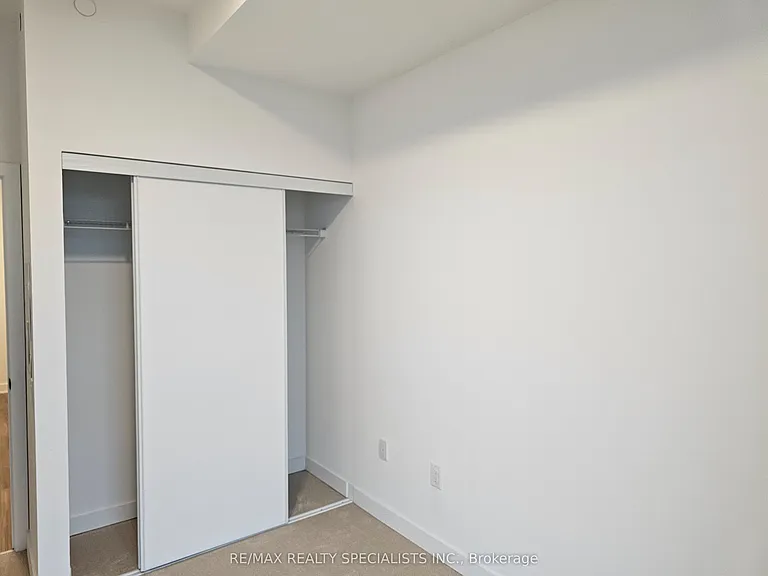 2782 Barton St E #105 — Photo 9