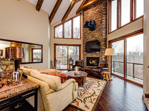 2nd image of 8610 Egret Ct