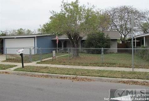 3rd image of 519 E Mally Blvd