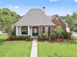 15606 White Tail Ct, Baton Rouge, LA 70817