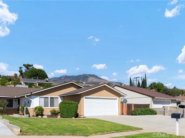 3724 Oleander Dr, Highland, CA 92346