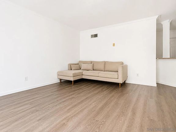 3rd image of 7405 Charmant Dr #1915
