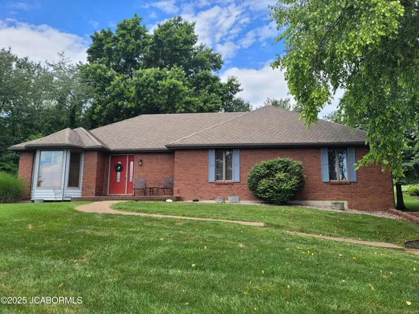 2704 Covey Ln, Jefferson City, MO 65109