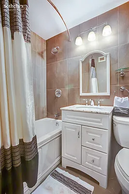 Sold by Sotheby's International Realty | media 7
