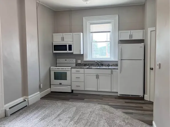215 S Wacouta Ave #4, Prairie Du Chien, WI 53821