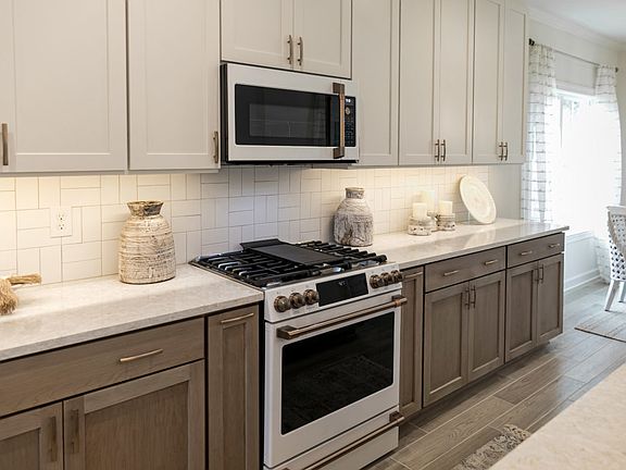 Graham Floorplan Regency Homebuilders 11