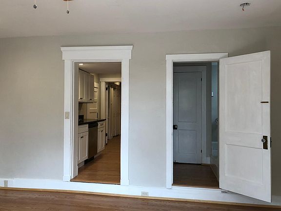 5th image of 312 Milton St #1