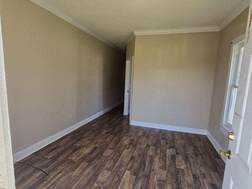 1st image of 1217 N Avenue K #B