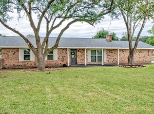 360 Dobbyn St, Bridge City, TX 77611
