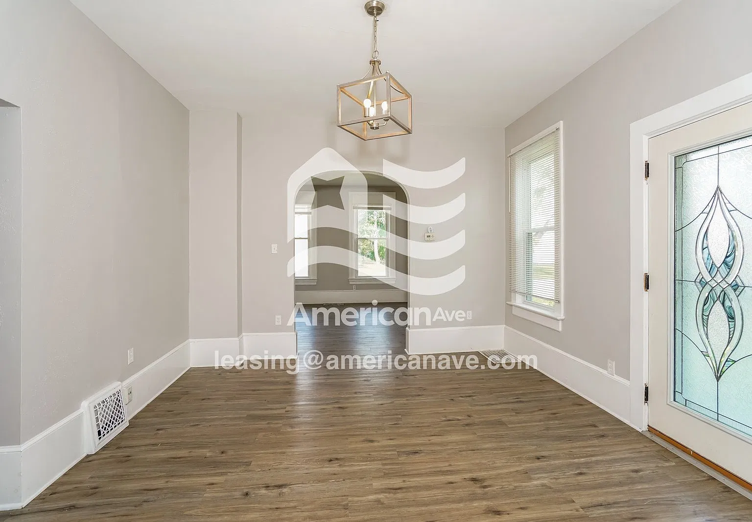 3 bed, 1.5 bath, 1420 sqft, $1,750 — Photo 3