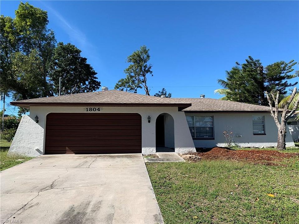 1st image of 1804 Country Club Blvd