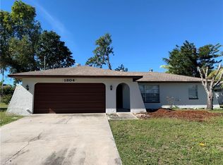 1804 Country Club Blvd, Cape Coral, FL 33990