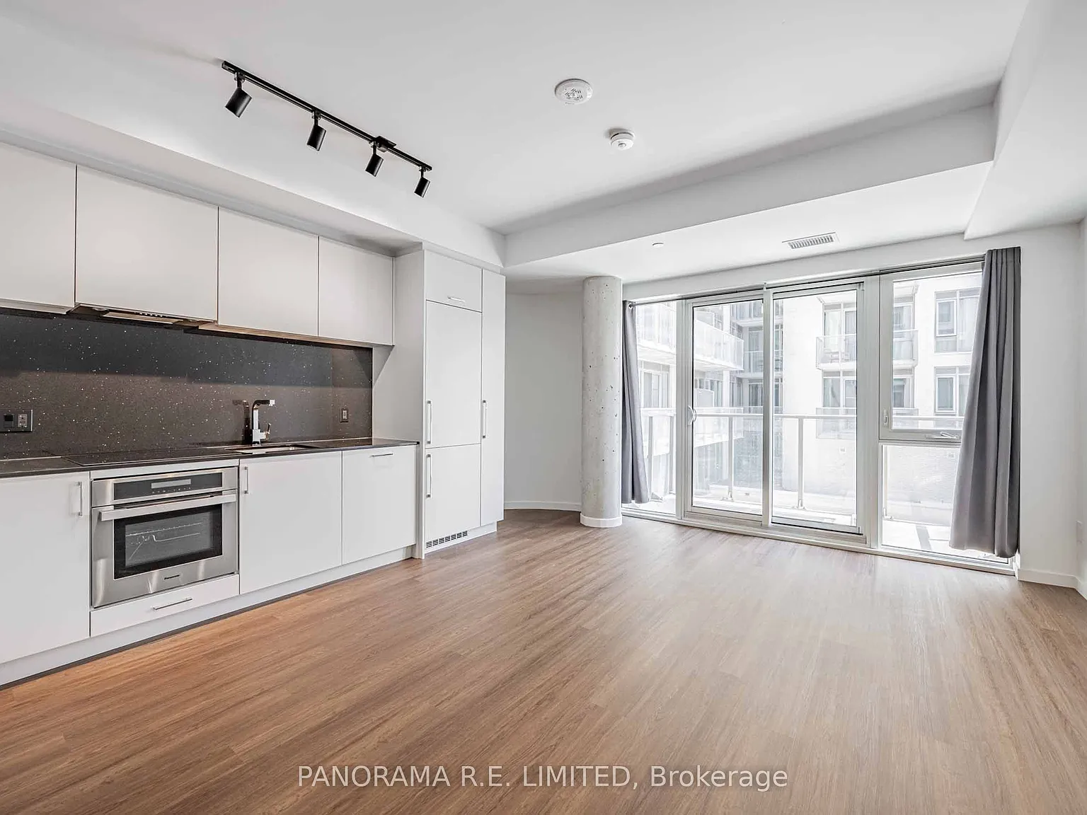 1 bed, $2,100 — Photo 2