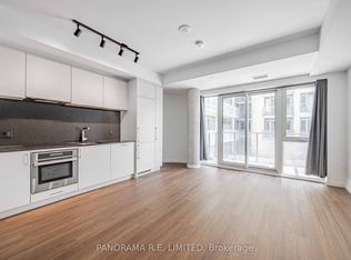 689 The Queensway #305, Toronto, ON M8Y 1K9
