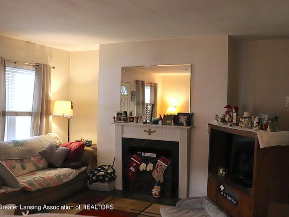 3rd image of 1716 Illinois Ave