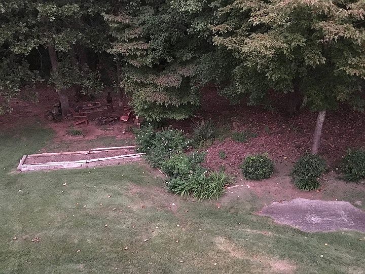 1st image of 186 Dogwood Ln