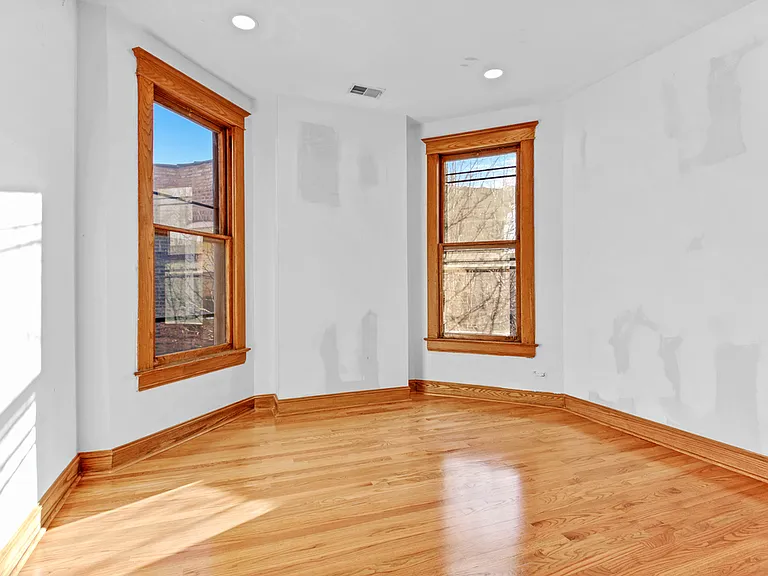 3725 N Fremont St #3 — Photo 8