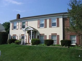 424 Sturbridge Dr, Lititz, PA 17543