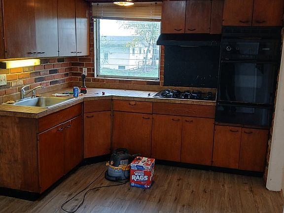 2nd image of 10401 Hobkirk Dr